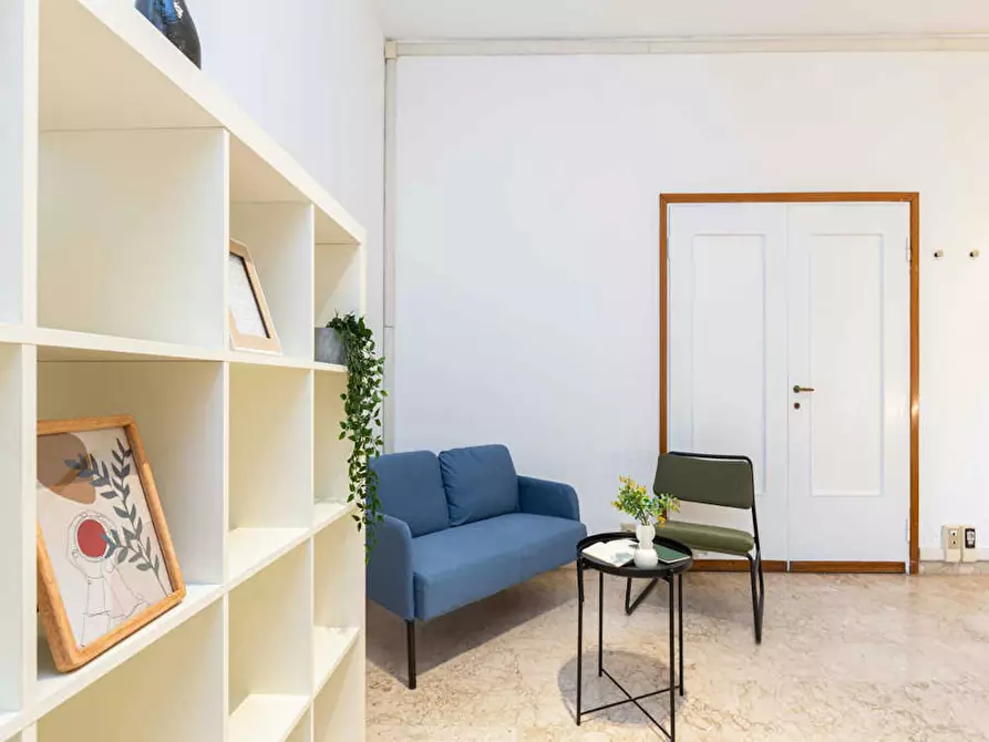 Immagine 5 di Camera in affitto  in Via Francesco Primaticcio a Milano