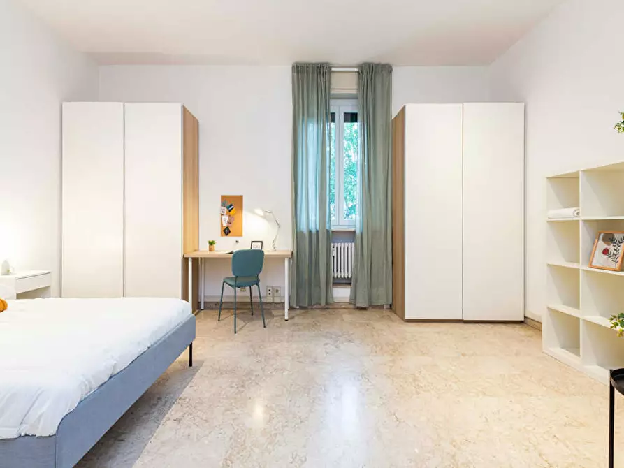 Immagine 10 di Camera in affitto  in Via Francesco Primaticcio a Milano