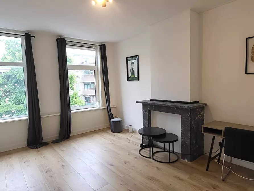 Immagine 2 di Camera in affitto  in Regentesselaan a 's-Gravenhage