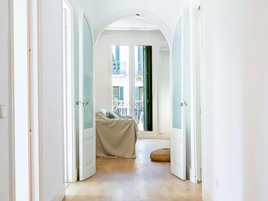 Immagine 5 di Camera in affitto  in Carrer de Pau Claris a Barcelona