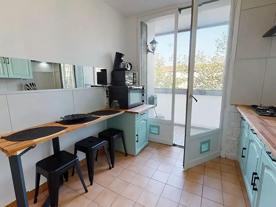 Immagine 9 di Camera in affitto  in Avenue Jacques Duclos a Vénissieux