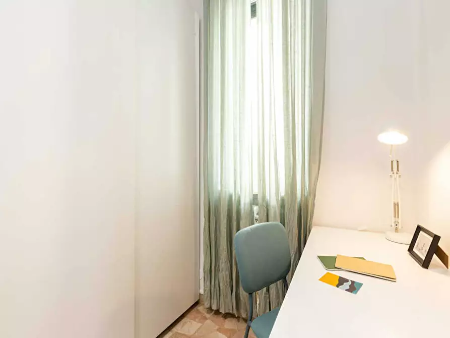 Immagine 7 di Camera in affitto  in Via Francesco Primaticcio a Milano
