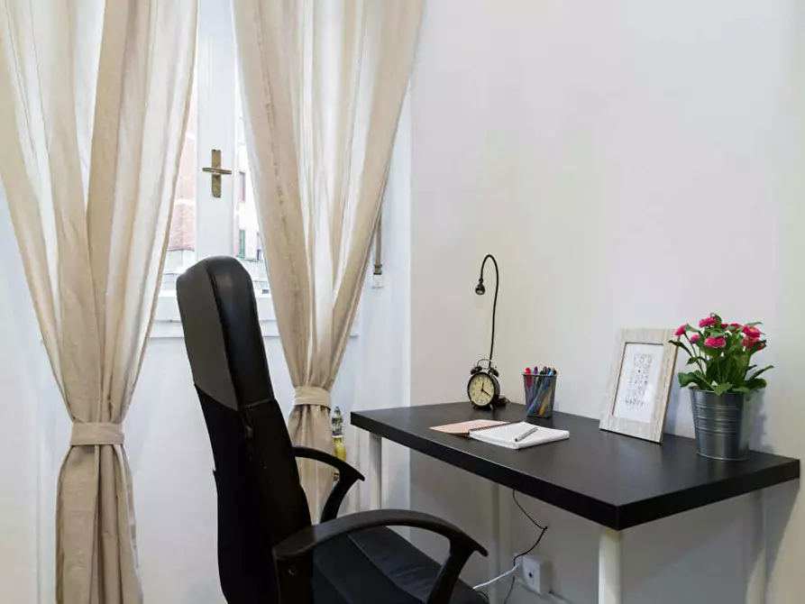 Immagine 7 di Camera in affitto  in Largo Cavalieri di Malta a Milano