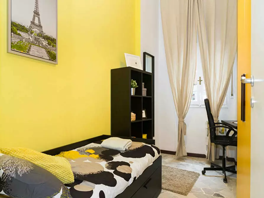 Immagine 5 di Camera in affitto  in Largo Cavalieri di Malta a Milano