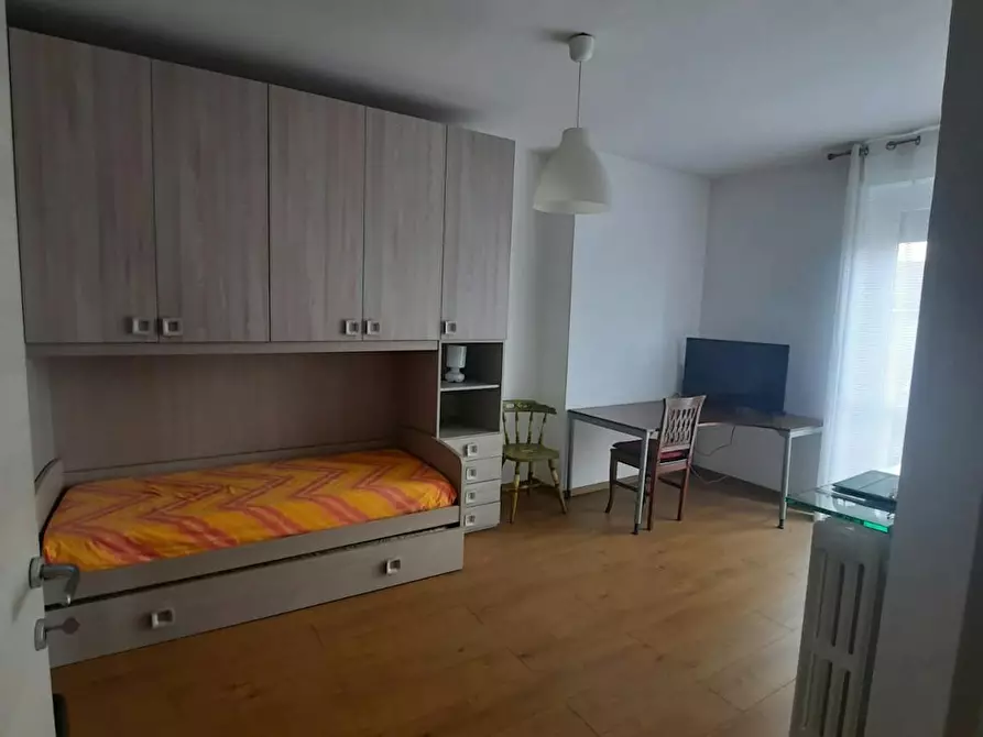 Immagine 3 di Camera in affitto  in Via Demonte a Milano