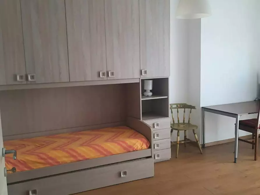 Immagine 5 di Camera in affitto  in Via Demonte a Milano