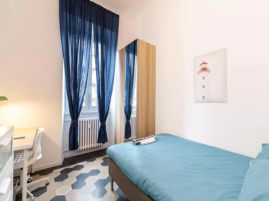 Immagine 5 di Camera in affitto  in Via Paolo Bassi a Milano
