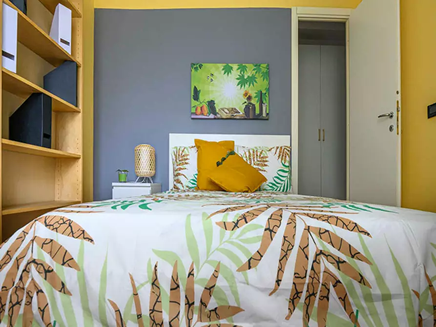 Immagine 4 di Camera in affitto  in Via Giovanni Pezzotti a Milano