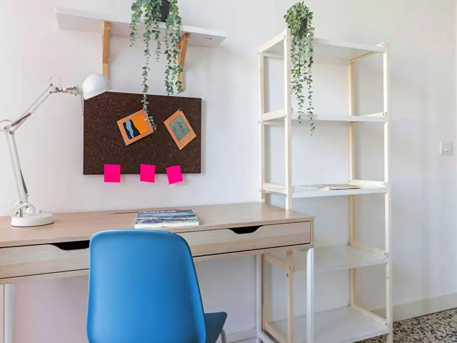 Immagine 6 di Camera in affitto  in Piazza Carducci a Torino