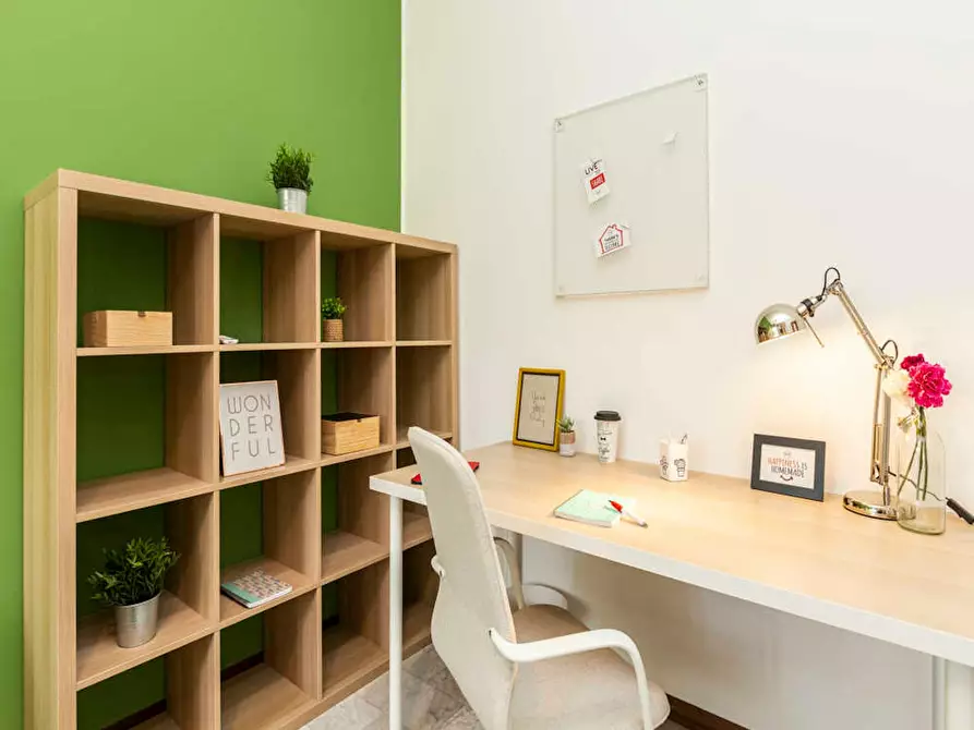 Immagine 9 di Camera in affitto  in Viale Lucania a Milano