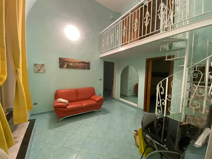 Immagine 10 di Camera in affitto  in Vico Scassacocchi a Napoli