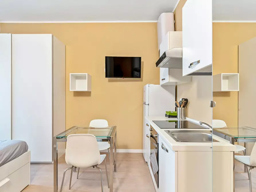 Immagine 3 di Appartamento in affitto  in Via Luciano Manara a Milano