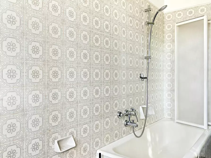 Immagine 6 di Camera in affitto  in Via Federico Tesio a Milano