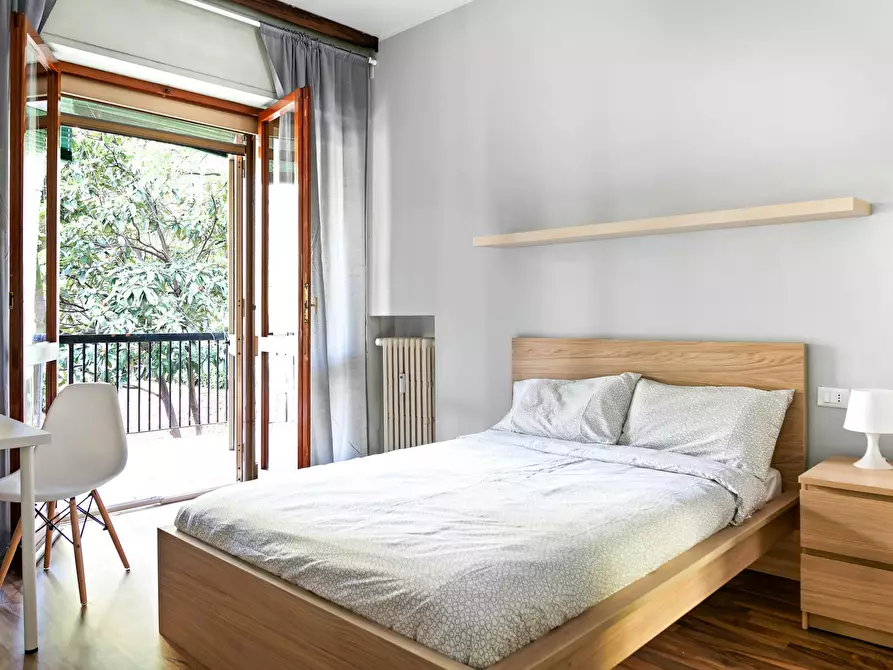 Immagine 2 di Camera in affitto  in Via Federico Tesio a Milano