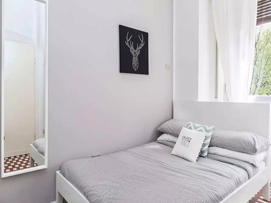 Immagine 1 di Camera in affitto  in Via Giuseppe Frua a Milano