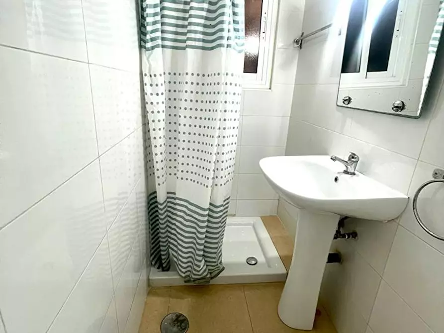 Immagine 4 di Camera in affitto  in Subida de San Diego a Barriada Santiago