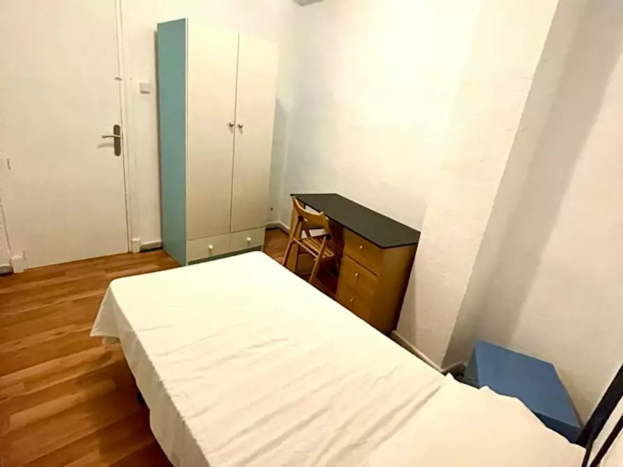 Immagine 2 di Camera in affitto  in Subida de San Diego a Barriada Santiago