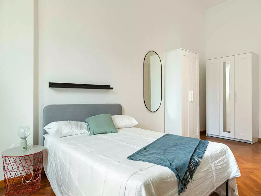 Immagine 2 di Camera in affitto  in Via Giovanni Pascoli a Milano