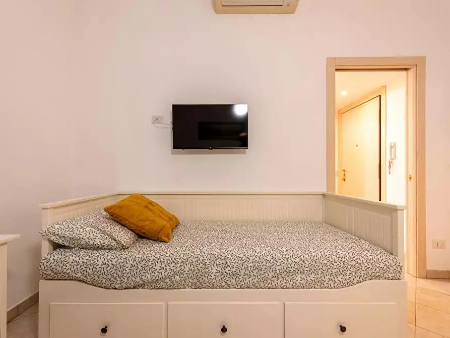 Immagine 6 di Appartamento in affitto  in Via Negroli a Milano