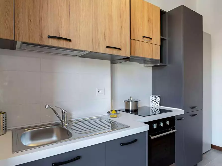 Immagine 10 di Camera in affitto  in Via Nicola Piccinni a Milano