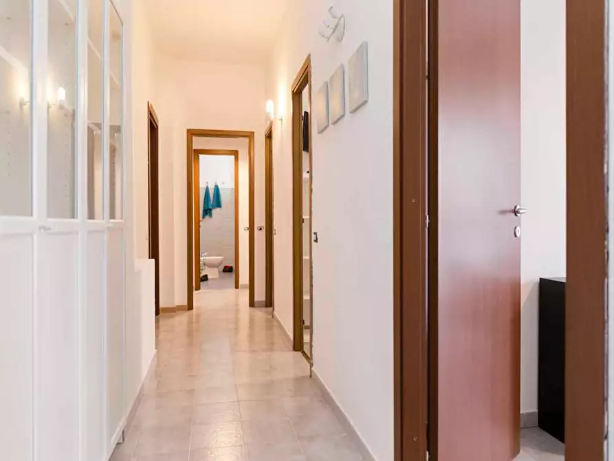 Immagine 8 di Camera in affitto  in Via dei Mandorli a Corsico