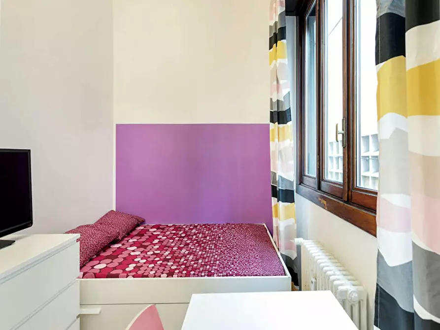 Immagine 2 di Camera in affitto  in Corso di Porta Vittoria a Milano