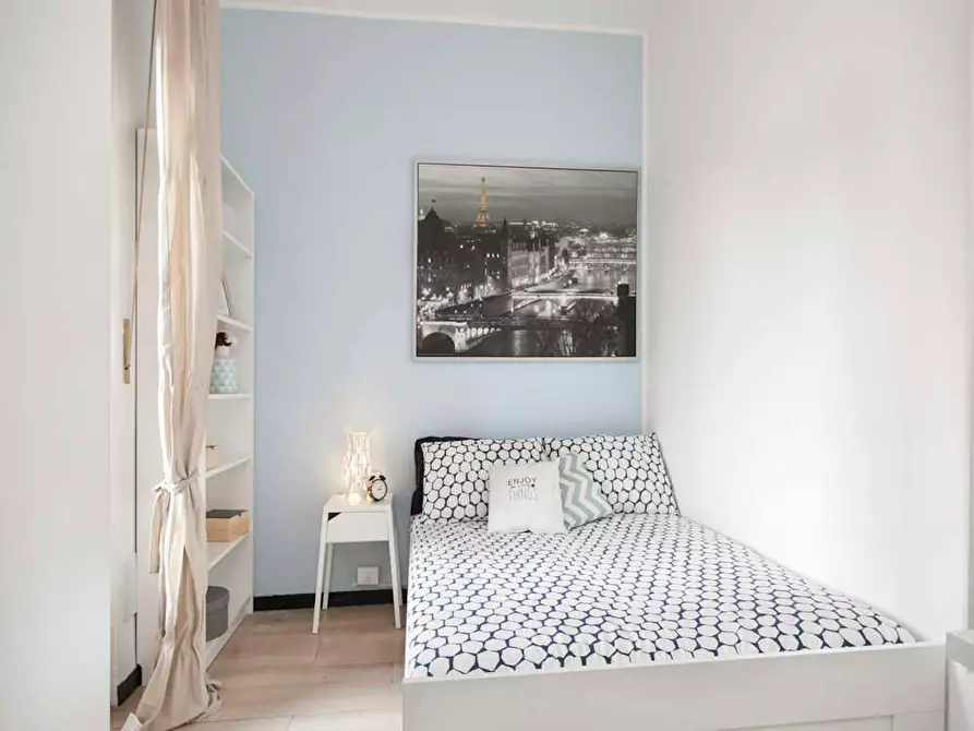 Immagine 2 di Camera in affitto  in Via Salvatore Barzilai a Milano