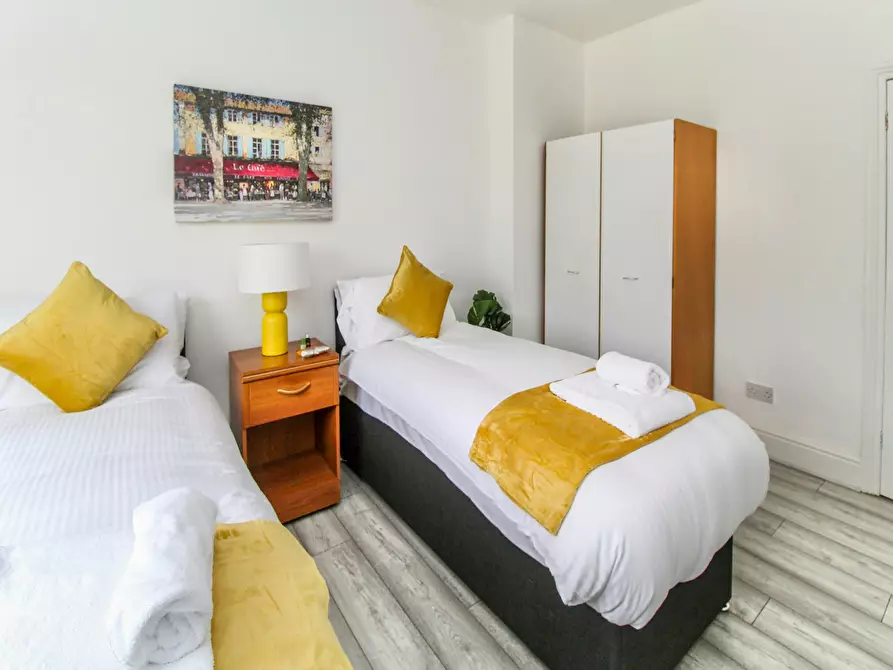 Immagine 5 di Casa indipendente in affitto  in Rutland Street a 