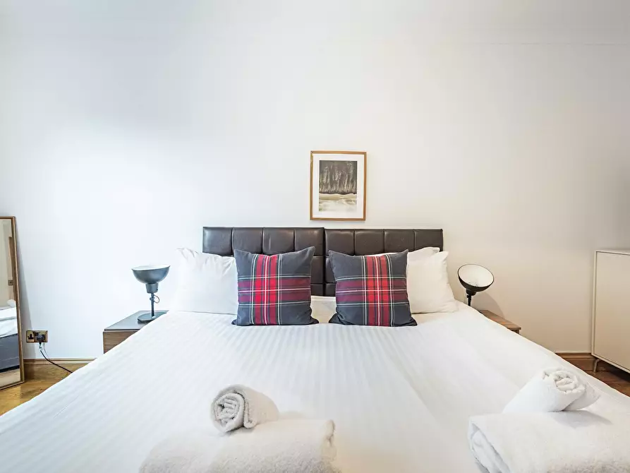 Immagine 5 di Casa indipendente in affitto  in Grove Vale a Camberwell