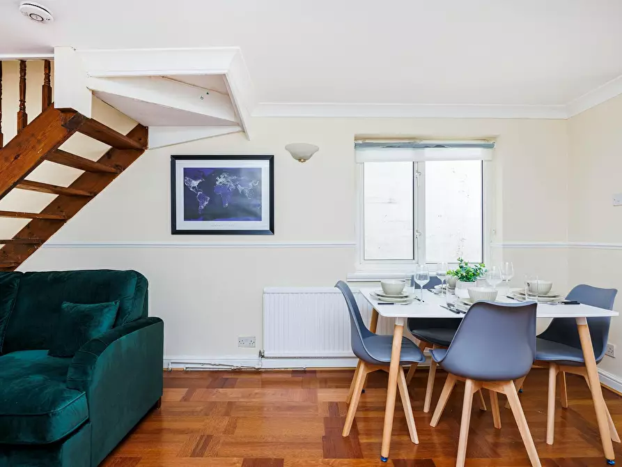 Immagine 3 di Casa indipendente in affitto  in Gloucester Road a Croydon