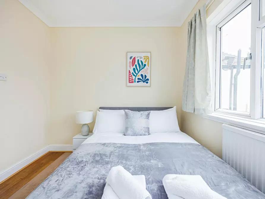 Immagine 9 di Casa indipendente in affitto  in Gloucester Road a Croydon