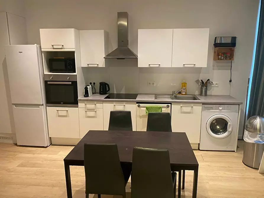 Immagine 2 di Appartamento in affitto  in Rue de Fiennes a Anderlecht