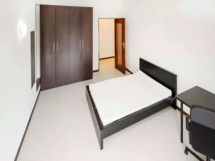 Immagine 1 di Camera in affitto  in Via Giovanni Pacini a Milano