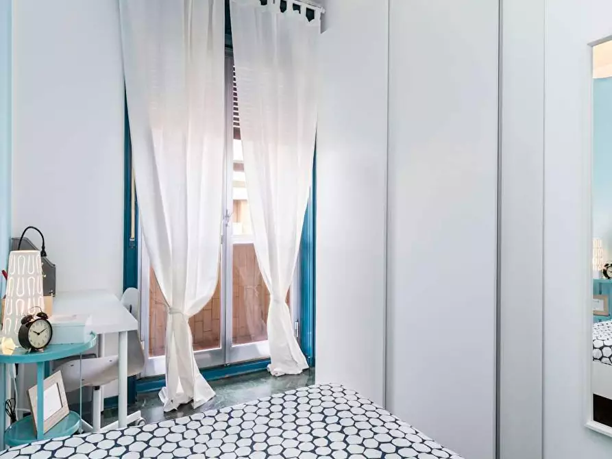 Immagine 4 di Camera in affitto  in Via Giuseppe Frua a Milano