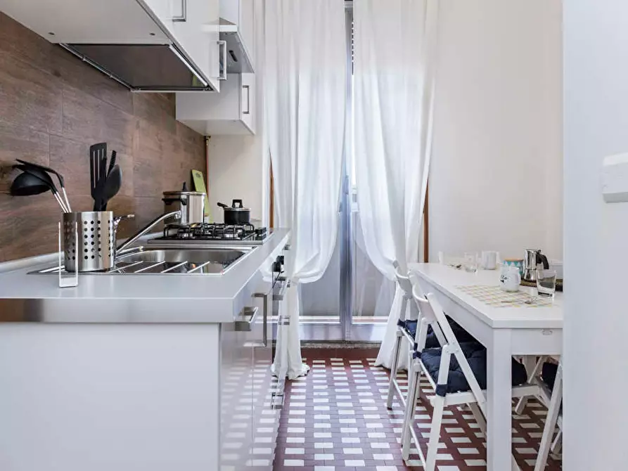 Immagine 10 di Camera in affitto  in Via Giuseppe Frua a Milano