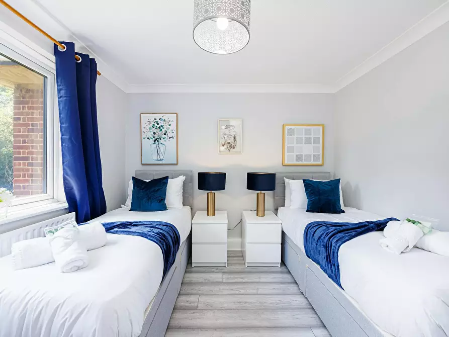 Immagine 6 di Appartamento in affitto  in Addiscombe Road a Croydon