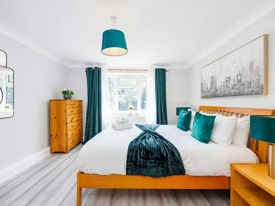 Immagine 9 di Appartamento in affitto  in Addiscombe Road a Croydon