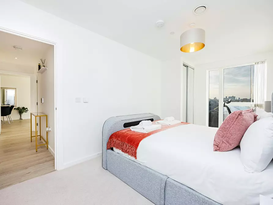 Immagine 7 di Casa indipendente in affitto  in Barge House Road a East Ham
