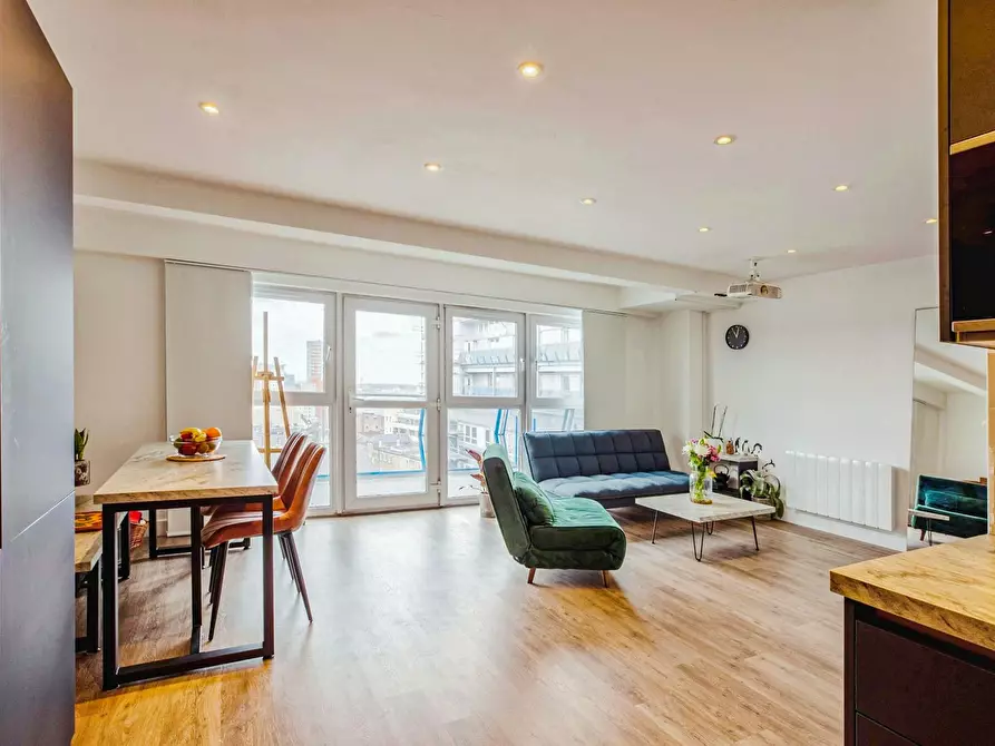 Immagine 2 di Appartamento in affitto  in Calderwood Street a Eltham