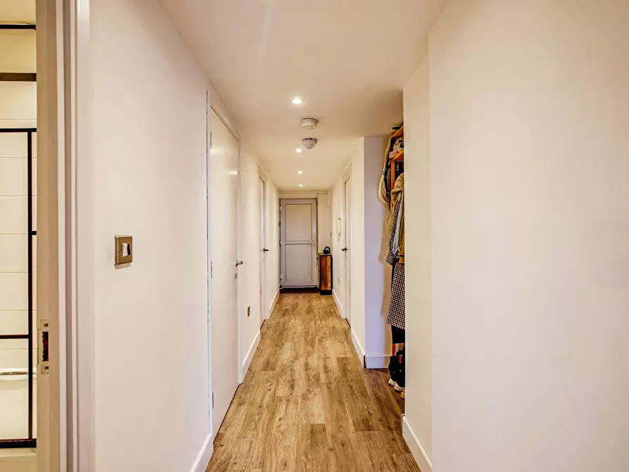 Immagine 8 di Appartamento in affitto  in Calderwood Street a Eltham