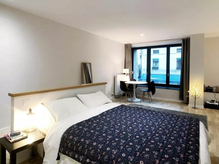 Immagine 3 di Appartamento in affitto  in Chaussée de Charleroi a Saint-Gilles