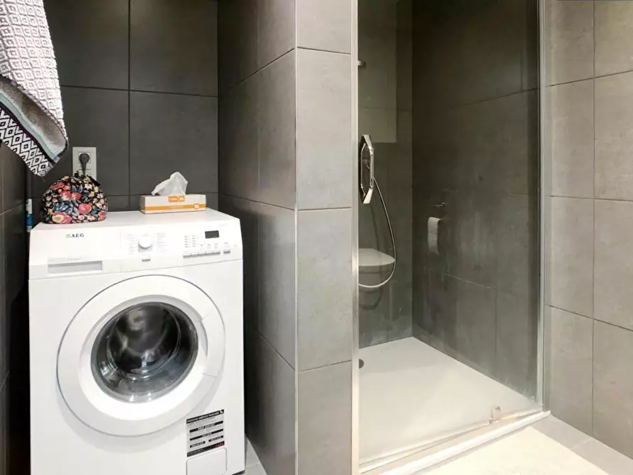 Immagine 8 di Appartamento in affitto  in Chaussée de Charleroi a Saint-Gilles
