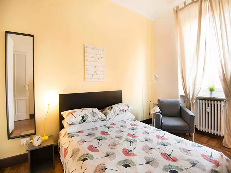 Immagine 4 di Camera in affitto  in Corso Re Umberto a Torino