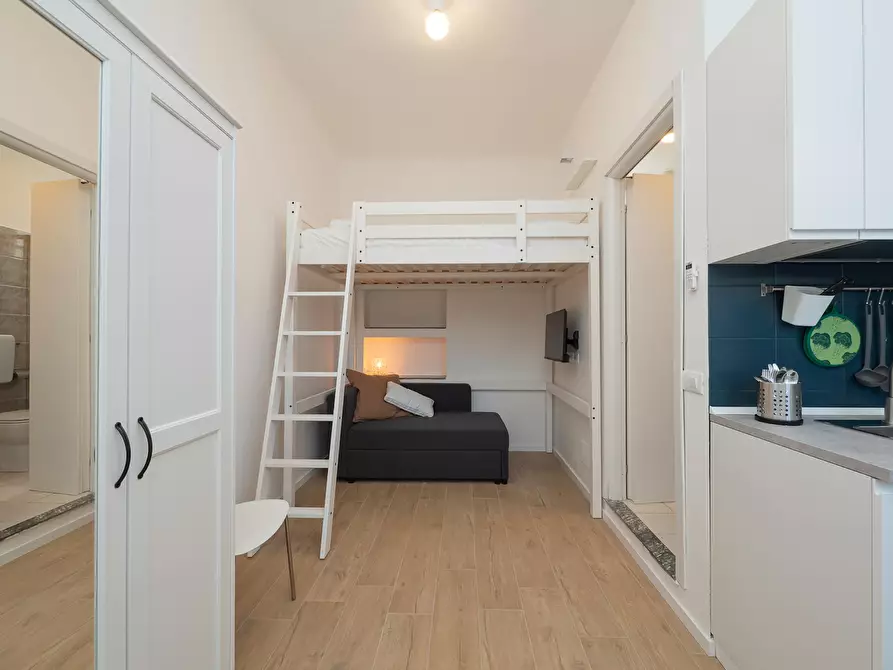 Immagine 3 di Appartamento in affitto  in Via Accademia a Milano