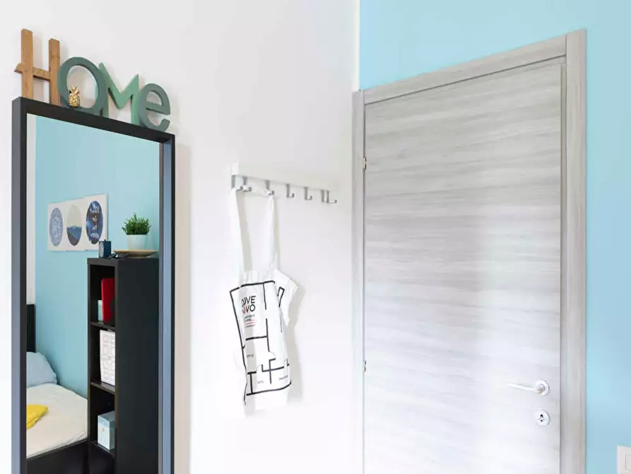 Immagine 10 di Camera in affitto  in Via Mario Donati a Milano