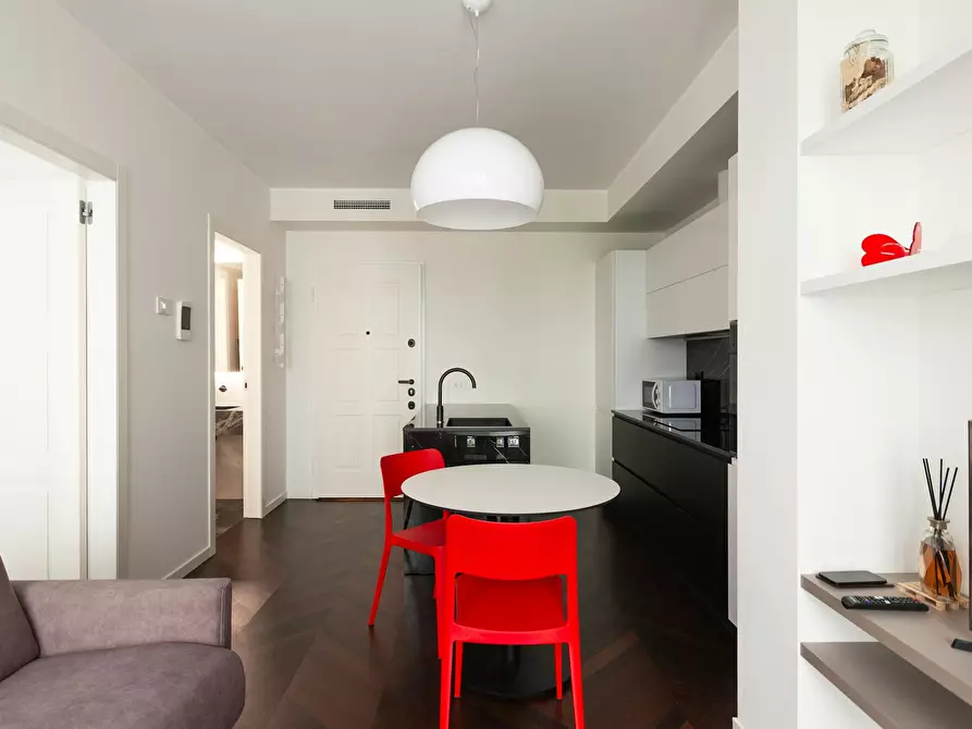 Immagine 6 di Appartamento in affitto  in Via Medici a Milano