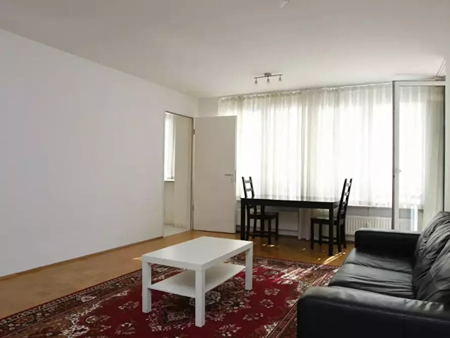 Immagine 6 di Appartamento in affitto  in Heinrich-Heine-Straße a Berlin