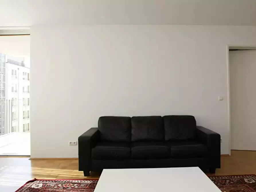 Immagine 5 di Appartamento in affitto  in Heinrich-Heine-Straße a Berlin