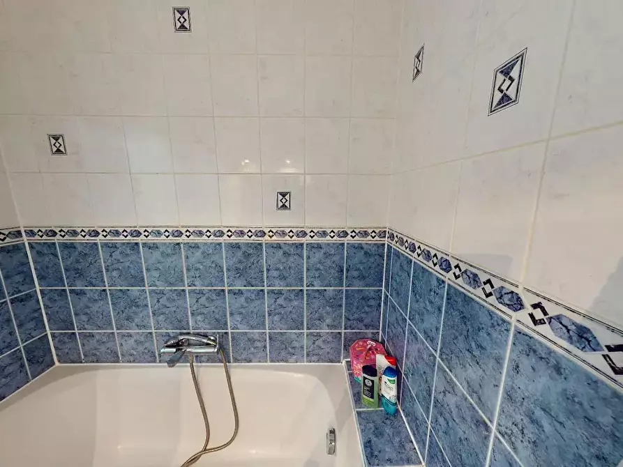 Immagine 6 di Camera in affitto  in Rue du Docteur Coquand a Étrembières