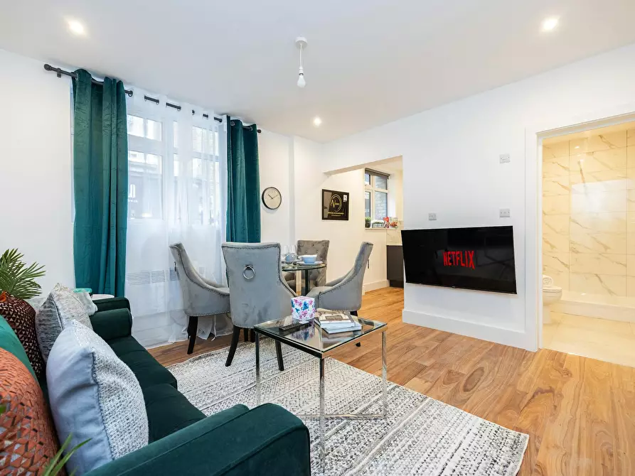 Immagine 2 di Appartamento in affitto  in High Street a Croydon